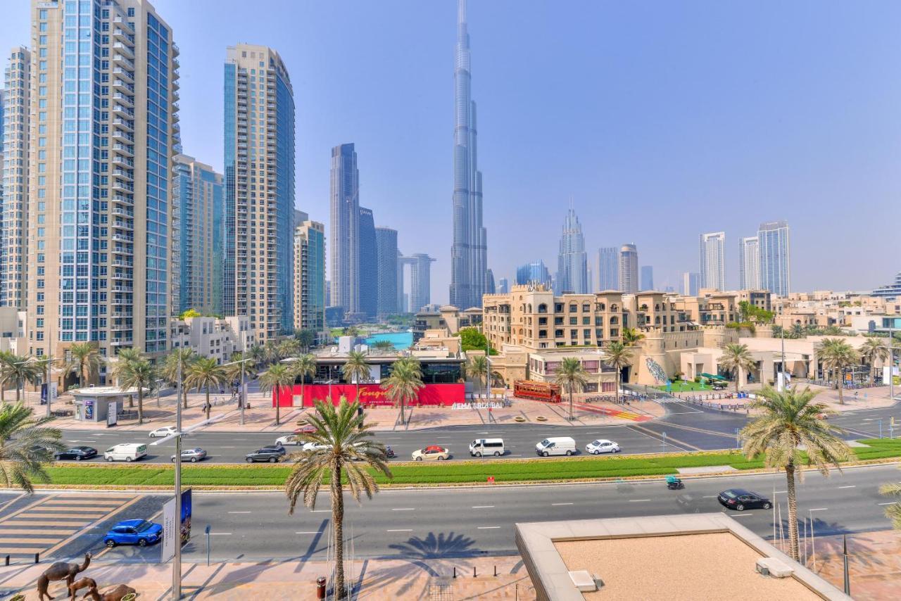 Ultra Luxury Downtown - Full Burj Khalifa View - 5 Min Walk To Dubai Mall! ภายนอก รูปภาพ
