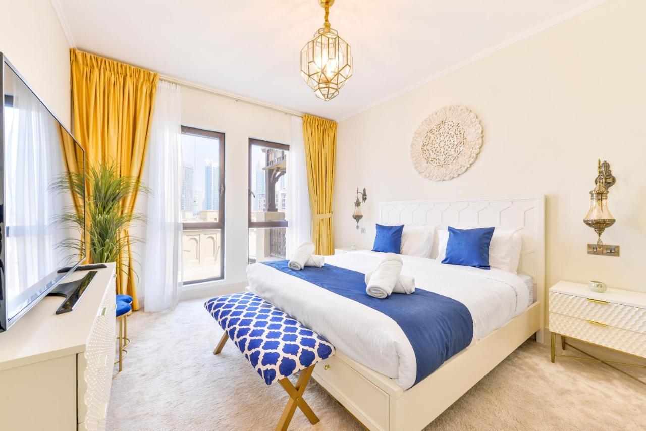 Ultra Luxury Downtown - Full Burj Khalifa View - 5 Min Walk To Dubai Mall! ภายนอก รูปภาพ