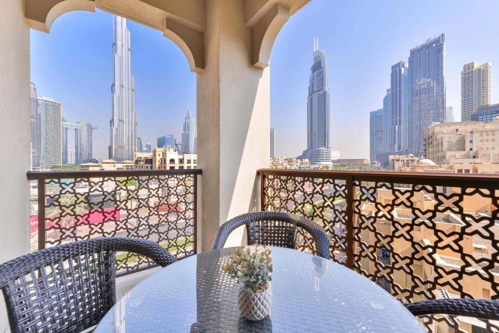 Ultra Luxury Downtown - Full Burj Khalifa View - 5 Min Walk To Dubai Mall! ภายนอก รูปภาพ