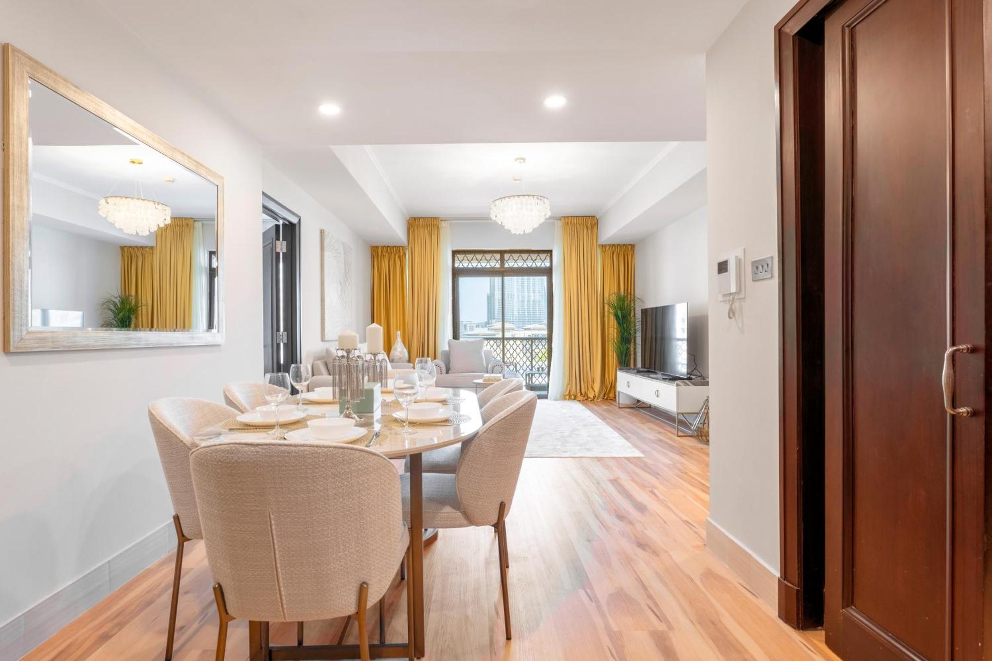 Ultra Luxury Downtown - Full Burj Khalifa View - 5 Min Walk To Dubai Mall! ภายนอก รูปภาพ