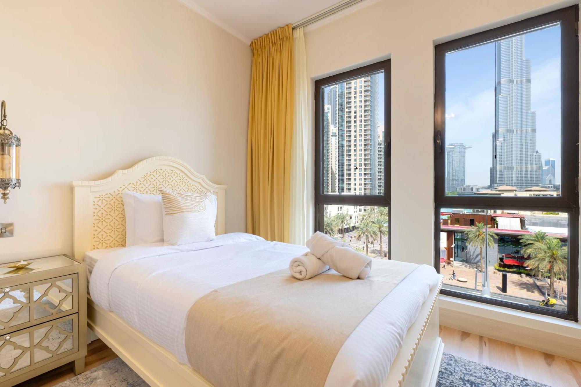 Ultra Luxury Downtown - Full Burj Khalifa View - 5 Min Walk To Dubai Mall! ภายนอก รูปภาพ