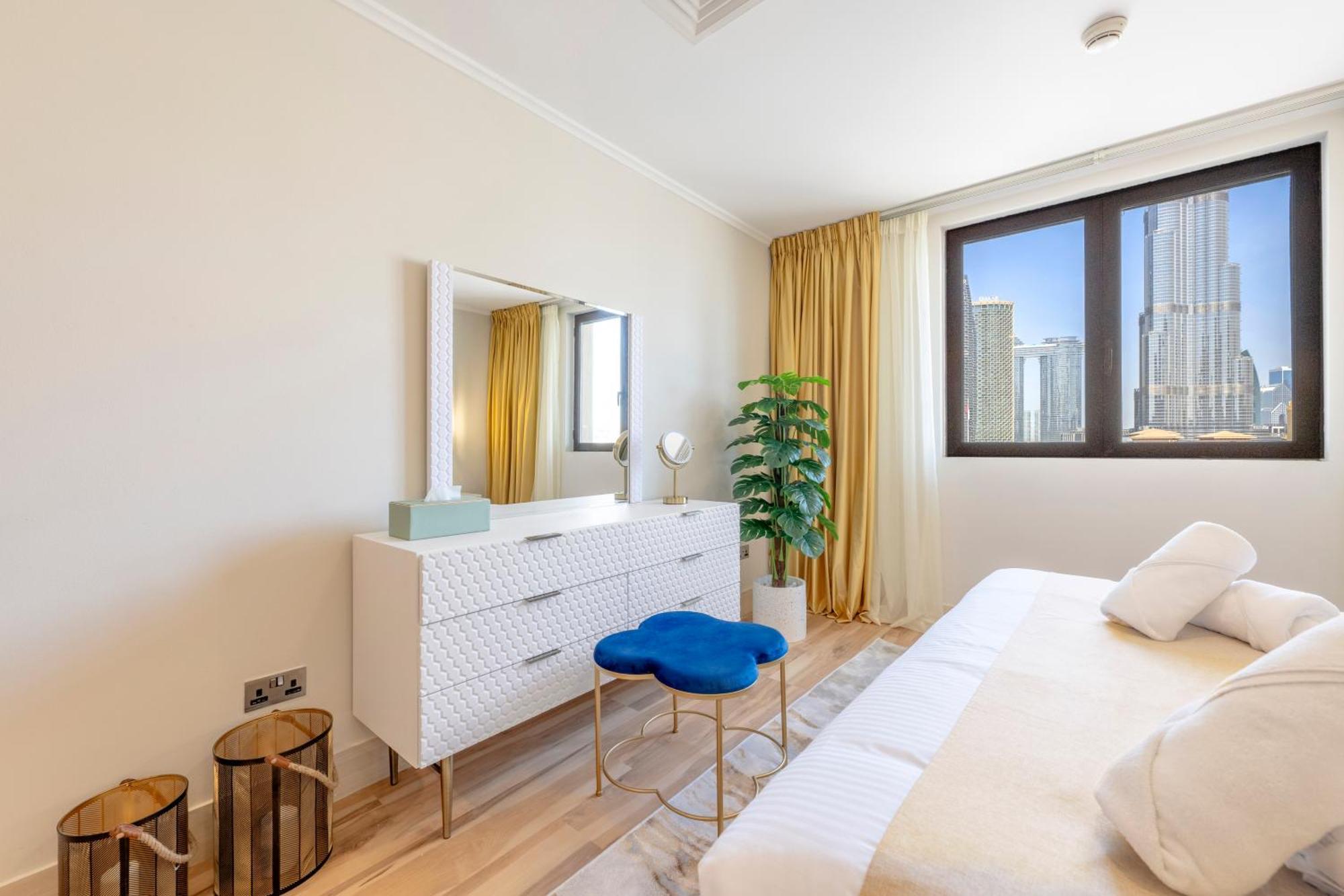 Ultra Luxury Downtown - Full Burj Khalifa View - 5 Min Walk To Dubai Mall! ภายนอก รูปภาพ